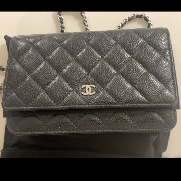 Chanel Black Caviar Wallet on Chain (WOC) - Picture 1 of 13